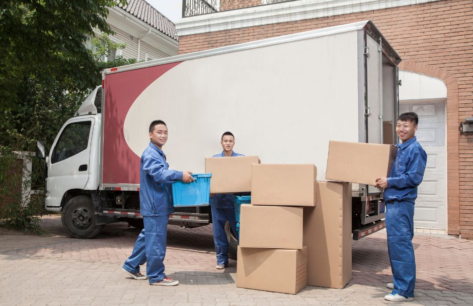 Pros and Cons of Working as a Mover